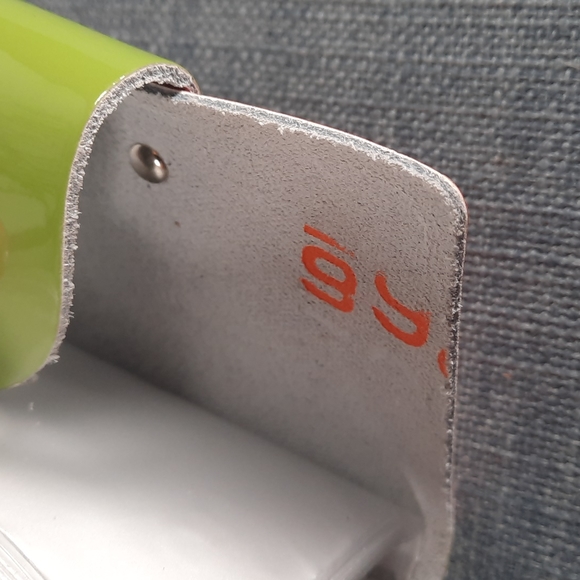 Pink Green Patent Leather Business Credit Photo Card Cards Wallet ***As Is Flaw - Picture 6 of 7